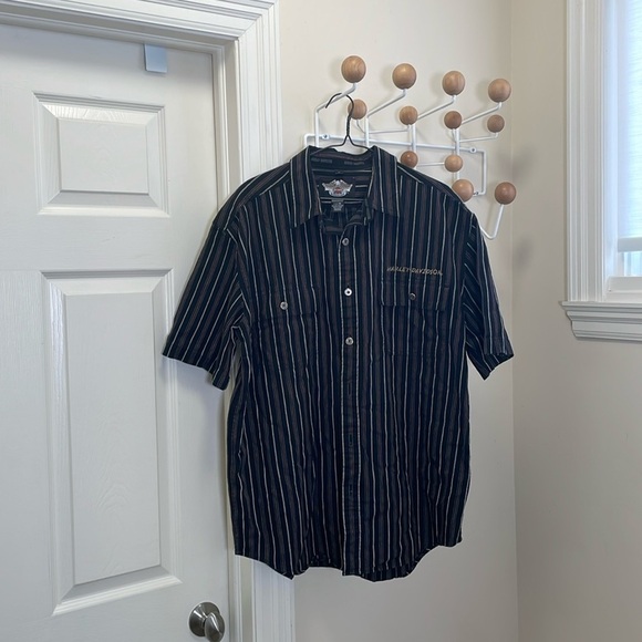 Harley-Davidson Other - Harley-Davidson - Y2K Vertical Striped Short Sleeve Button Down - Black - L